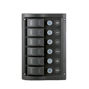 El-panel stænktæt med automatsikring og 6 kontakter